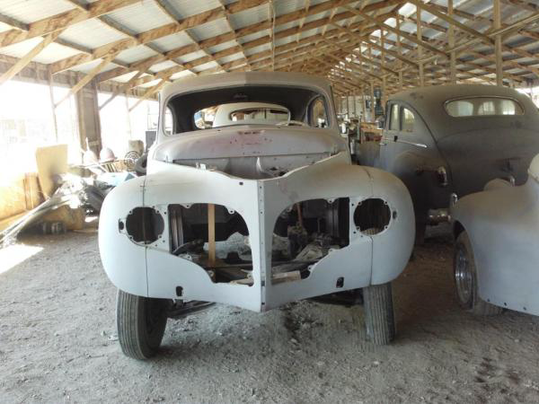 1940s American Barn Find Four Cars 0