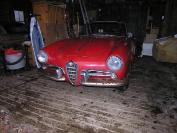 1957 Alfa Romeo Giulietta Veloce Spider Front Corner