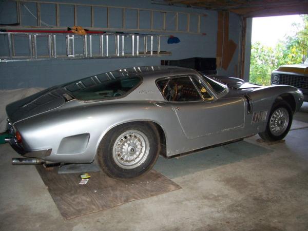 Here is another shot of that beautiful aluminum body. Bizzarrinis look 