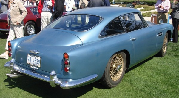 1961-Aston-Martin-DB4-Series IV-Touring-Coupe