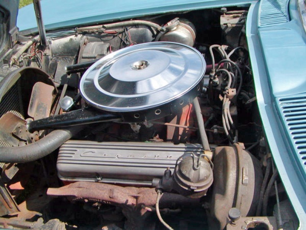 1964-chevrolet-corvette-engine