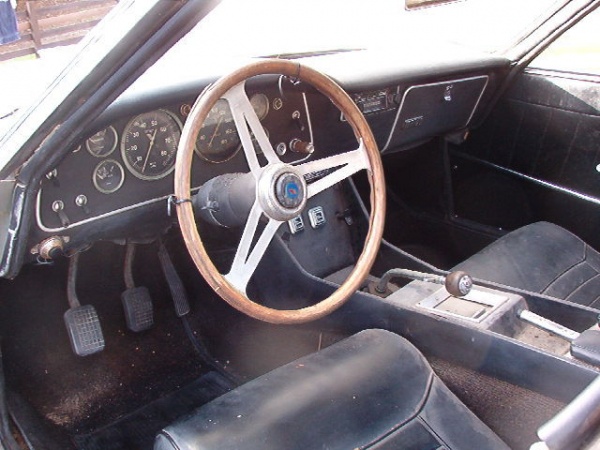 1967-intermeccanica-torino-interior