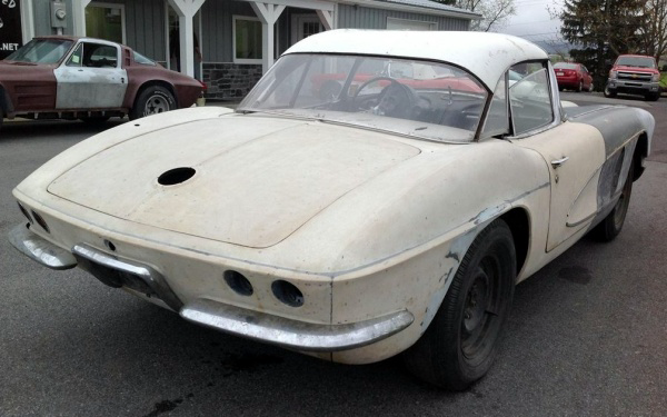 mostly-complete-1961-corvette-rear-corner