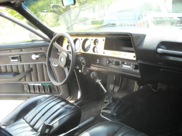 twin-cam-survivor-1975-cosworth-vega-interior